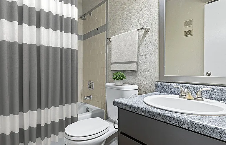 Venue at 8651 Apartments — Photo 5