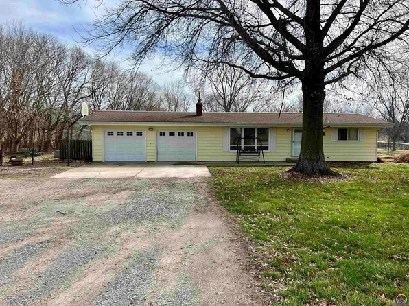 1196 E 612th Rd, Lawrence, KS 66047