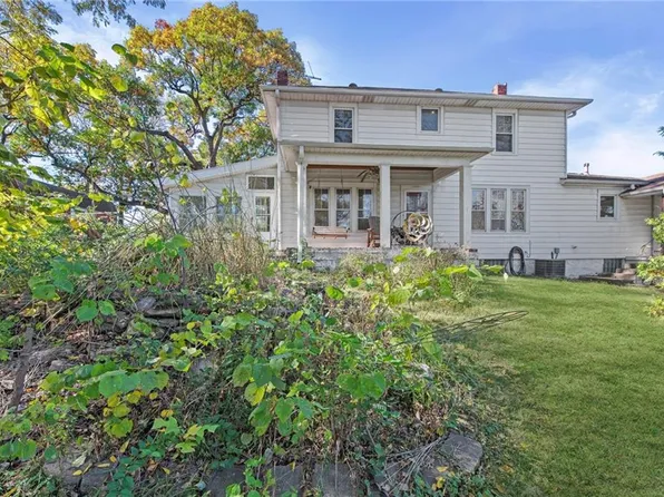 2209 NE 39th Ter, Kansas City, MO 64116