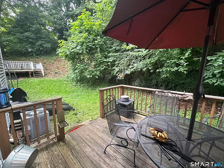 232 Scott St — Photo 18