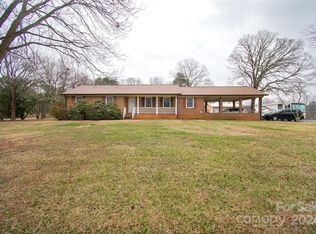 497 Davids Chapel Church Rd, Lawndale, NC 28090