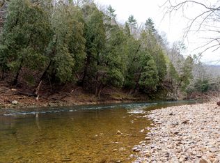 105 Springdale Rd, Pearisburg, VA 24134