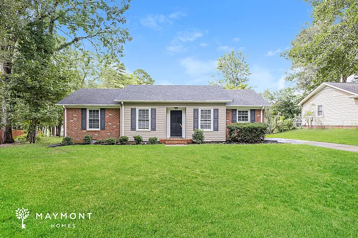 3 bed, 2.0 bath, 1356 sqft, $1,695 — Photo 1