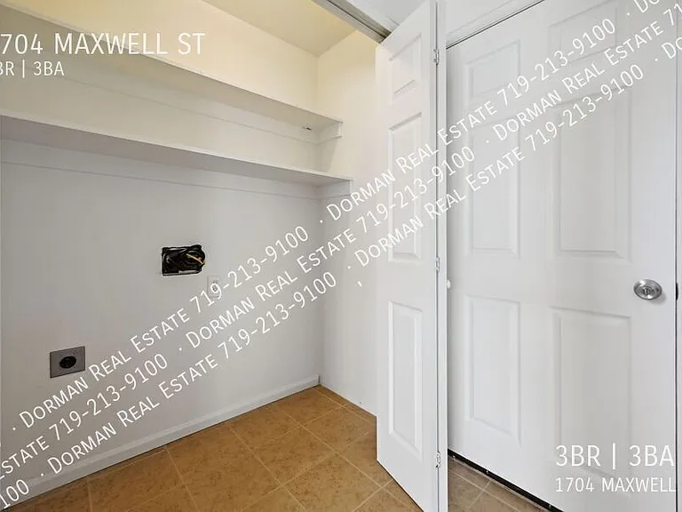 1704 Maxwell St — Photo 9