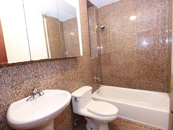 5th image of 114 E 97th St APT 5R