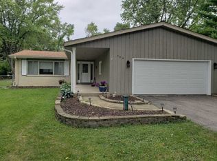 104 Lunt Ave, Schaumburg, IL