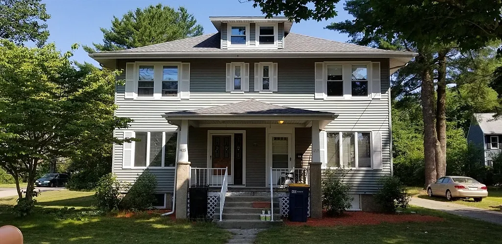 3 bed, 1.5 bath, 1344 sqft, $3,100 — Photo 1