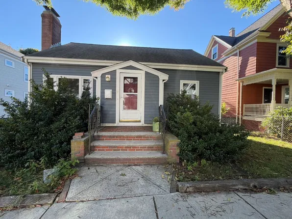 32 Aldrich St, Roslindale, MA 02131