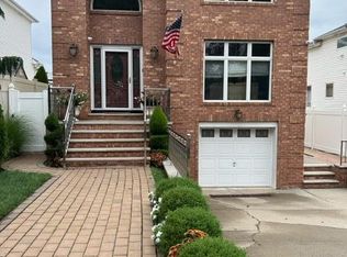199 Vineland Ave, Staten Island, NY 10312