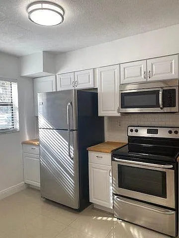 2 bed, $2,500 — Photo 1