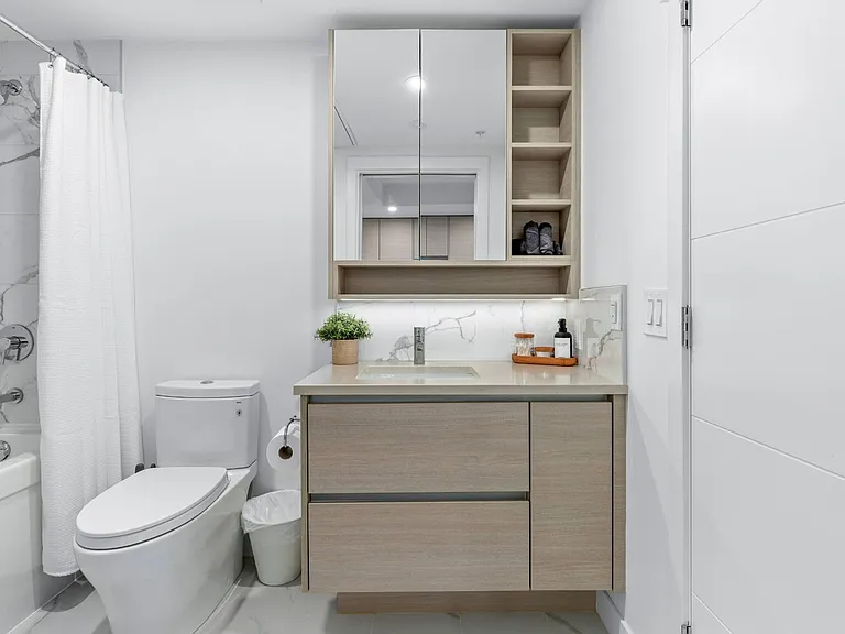 823 Carnarvon St #1308 — Photo 11