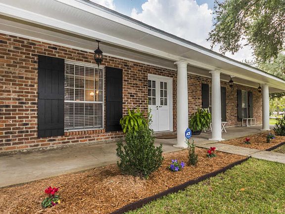 4th image of 1301 Broadmoor Blvd