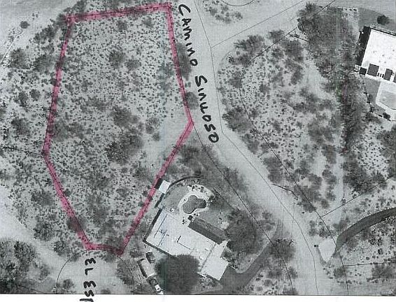 3rd image of 3860 N El Esperante