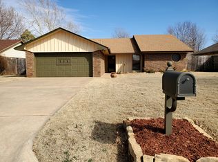 233 Shale Crst, Clinton, OK 73601
