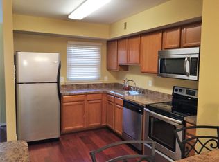 6 Winston Ct, Blue Bell, PA 19422