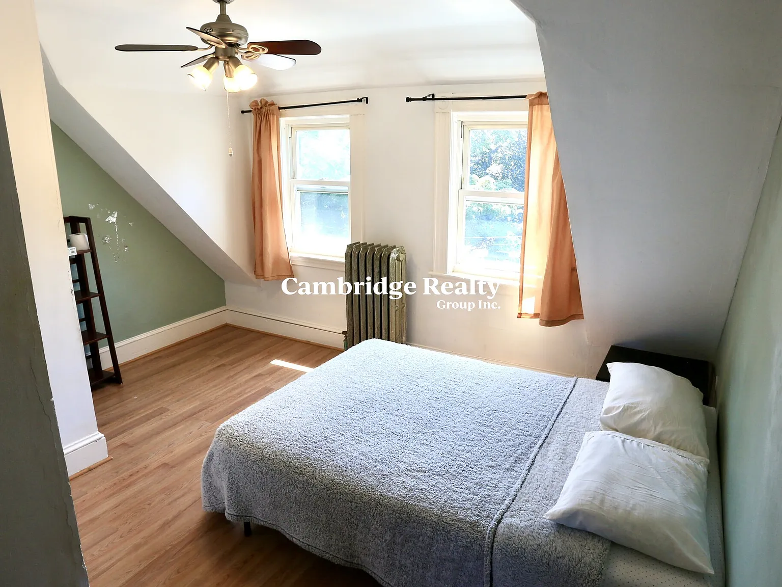 3 bed, 1.0 bath, $2,600 — Photo 4