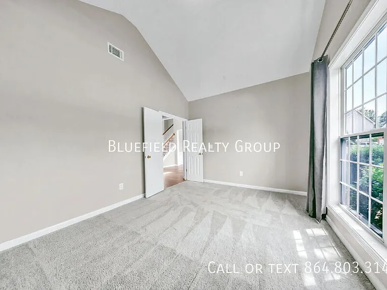 417 Summergreen Way — Photo 12