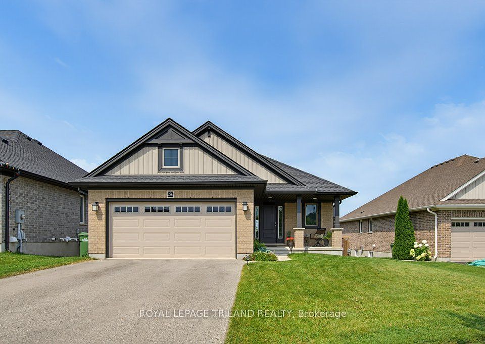 1st image of 226 Peach Tree Blvd
