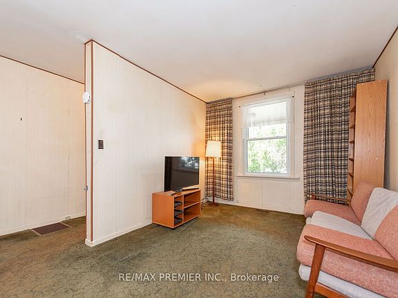 4th image of 269 Windermere Ave