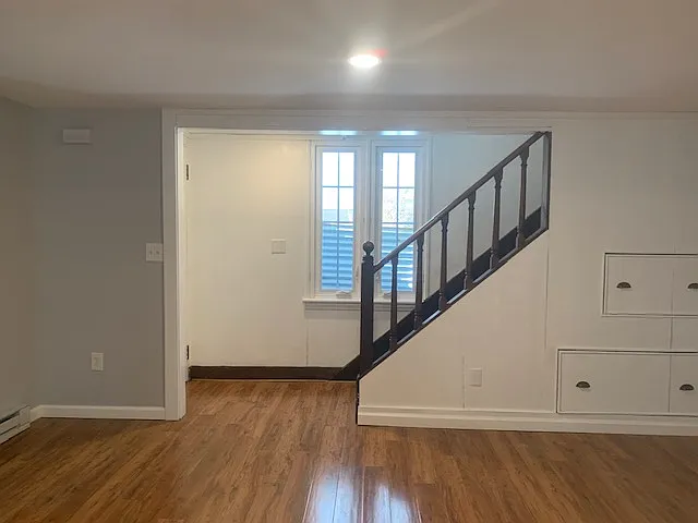 544 Providence St — Photo 13