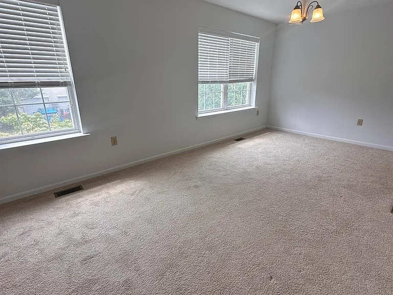 1051 Balley Dr — Photo 8
