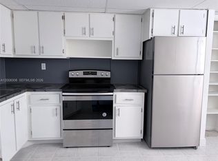 Jade Winds Condominuims, Miami, FL 33179