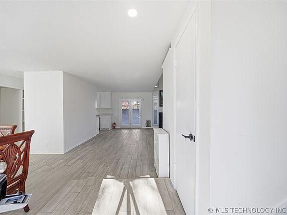3rd image of 7469 S Yale Ave #E7469