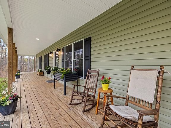 3rd image of 155 Turkey Ln