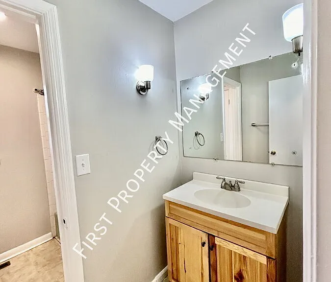 300 Buena Vista Dr #B — Photo 12