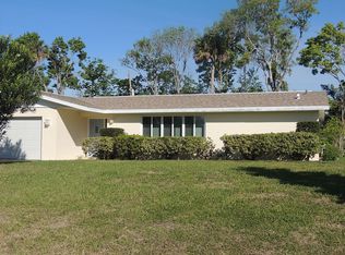 942 Pineapple Rd, South Daytona, FL 32119