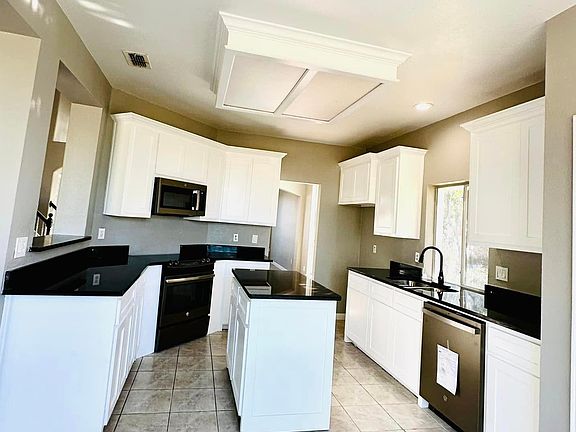 3rd image of 1205 Dorset Ct