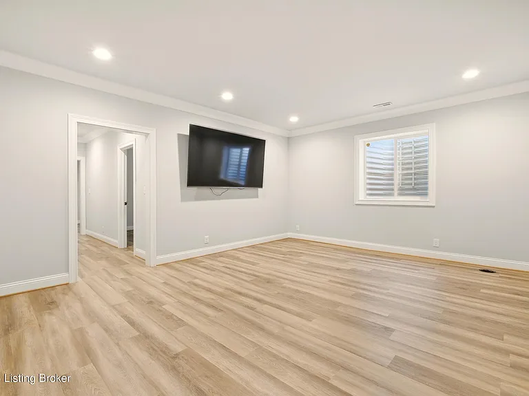 6218 Mistflower Cir — Photo 35