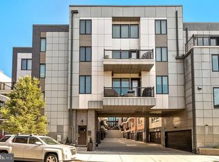 305 Green St, Philadelphia, PA 19123