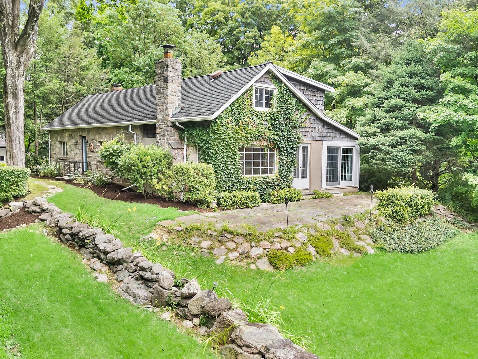 105 Ladder Hill Road North, Weston, CT 06883 | Zillow