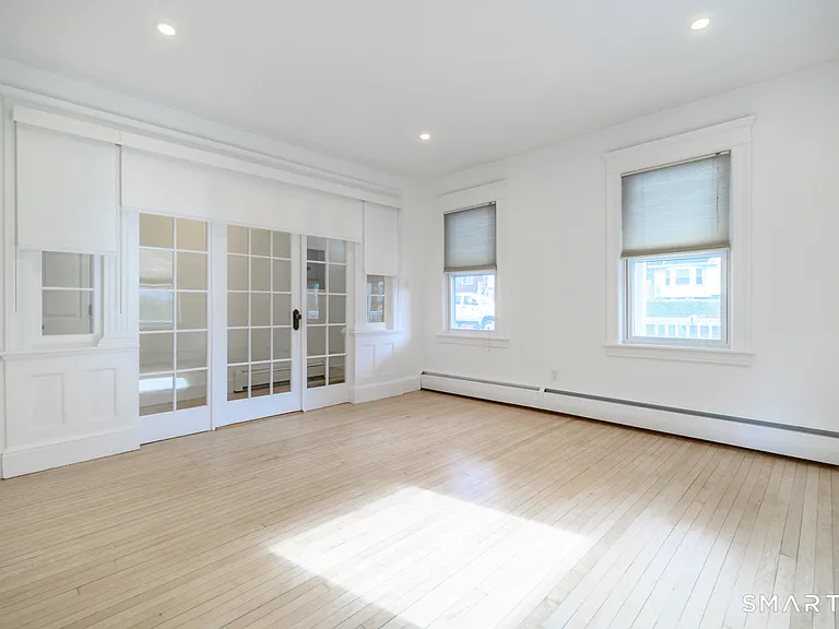 231 Flax Hill Rd #1 — Photo 5