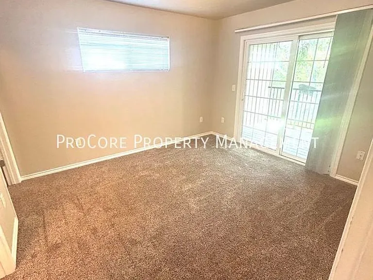 11861 W Cloverbrook Ln — Photo 11