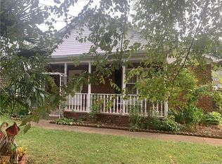 8712 Kismet Dr, Charlotte, NC 28214