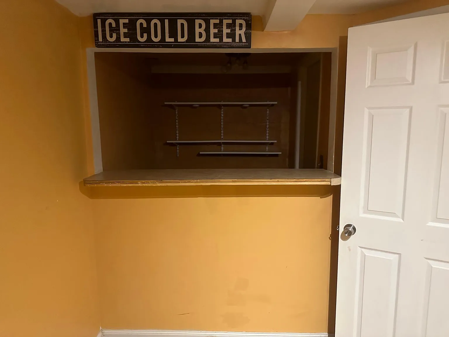 5720 Beechcroft Rd APT J photo 1