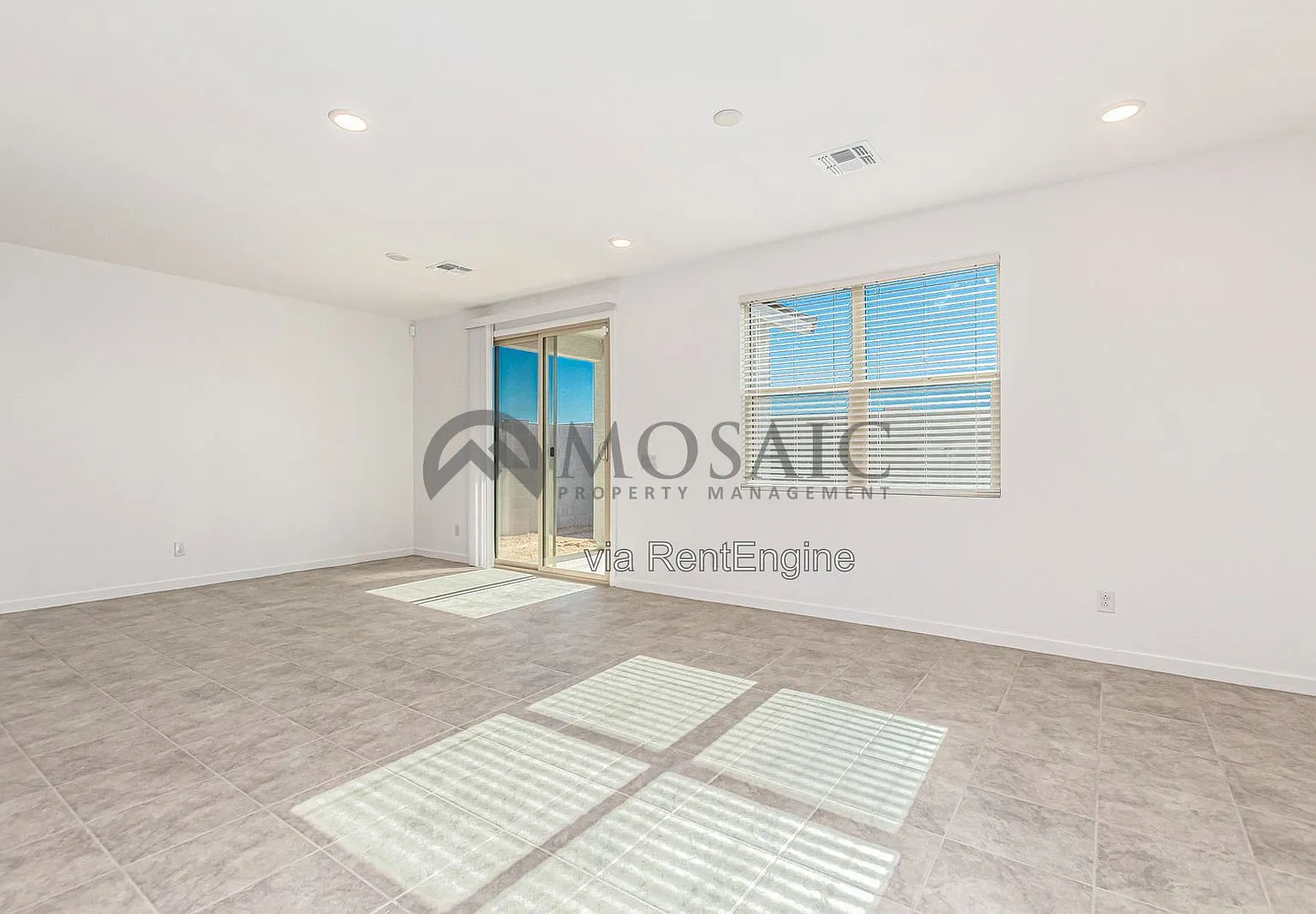 3 bed, 2.0 bath, 1529 sqft, $2,000 — Photo 4