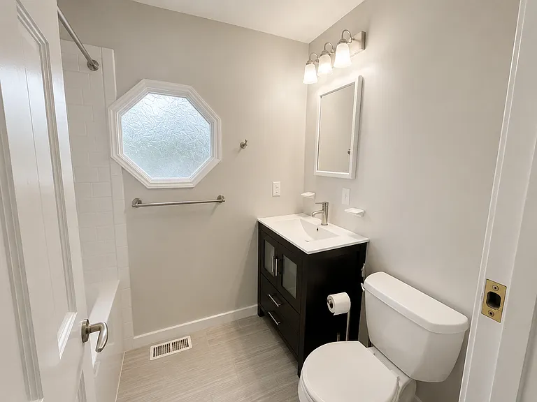 bathroom upstairs