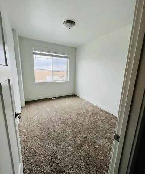 467 Huckleberry Ln — Photo 24