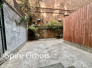 814 10th Ave #1D, New York, NY 10019