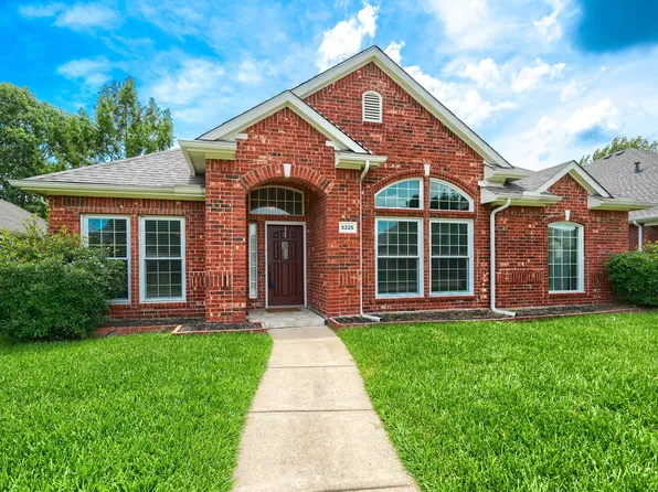 5225 Alec Dr, Garland, TX 75043