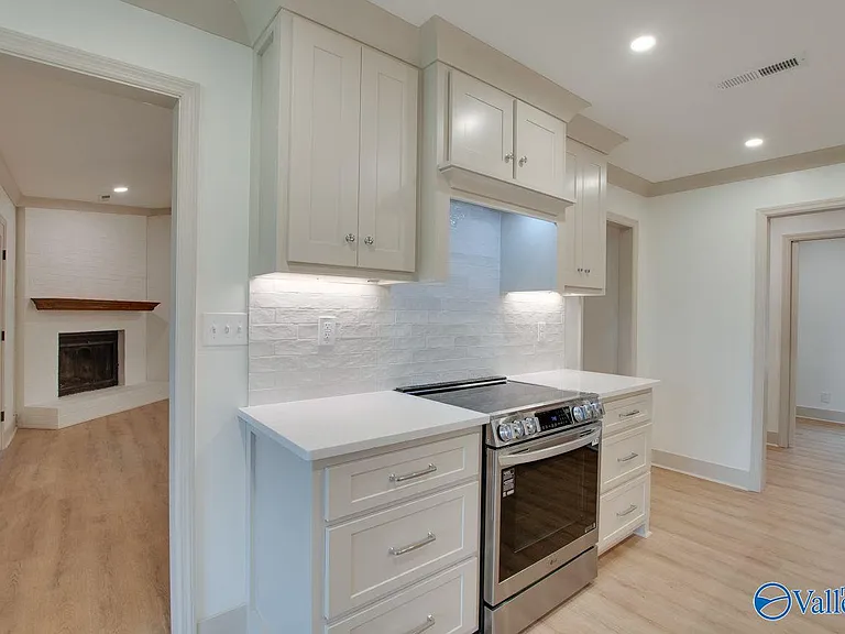 2042 Rosebury Ln SW — Photo 21