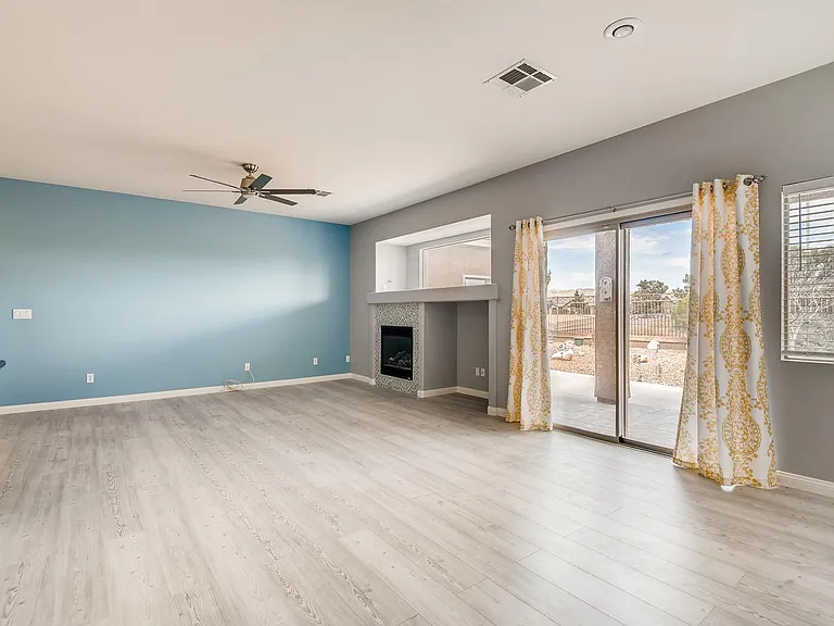 3594 Driving Range St — Photo 5