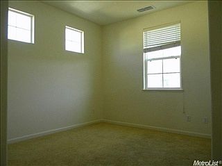 3rd image of 577 Clydesdale Dr Unit 71