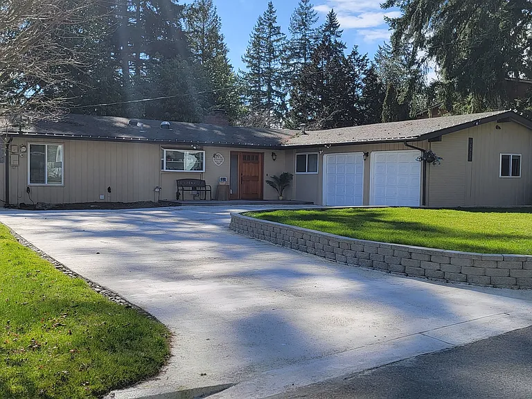16627 SE 26th Pl — Photo 6