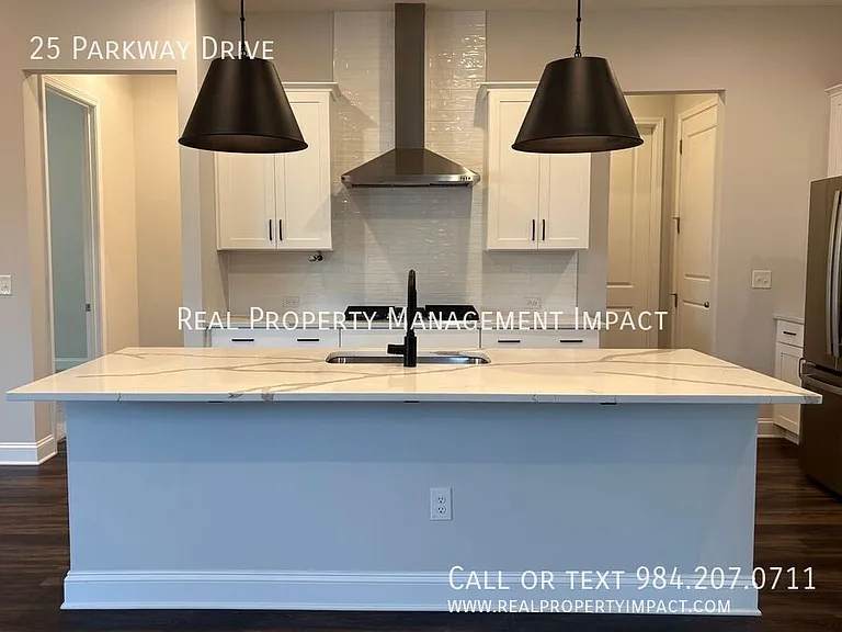 25 Parkway Dr — Photo 13