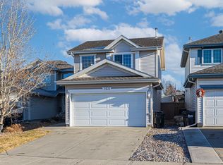 160 Brighton Bay, Strathcona County, AB T8H 2C2