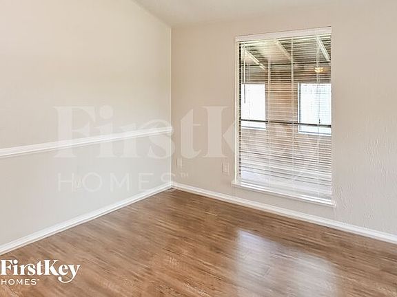 4th image of 7215 Corta Calle Dr